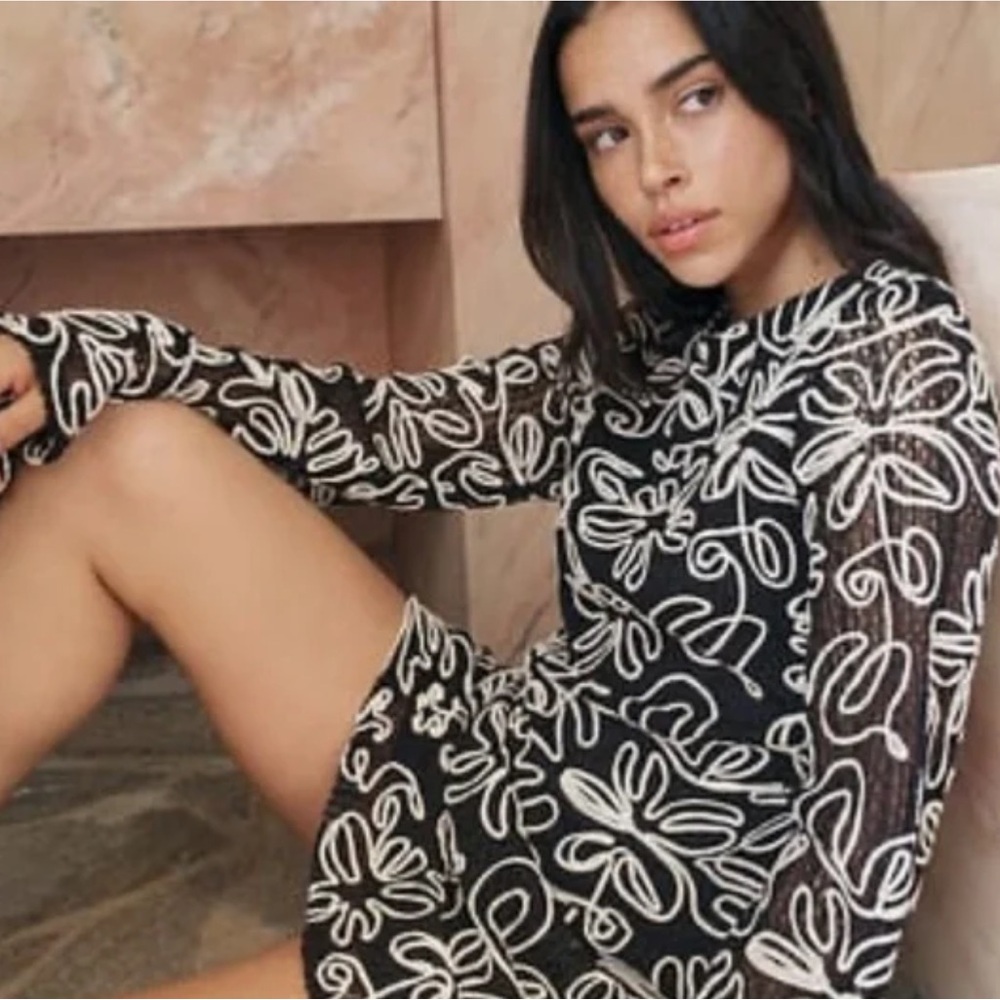 mon renn mini black dress size medium